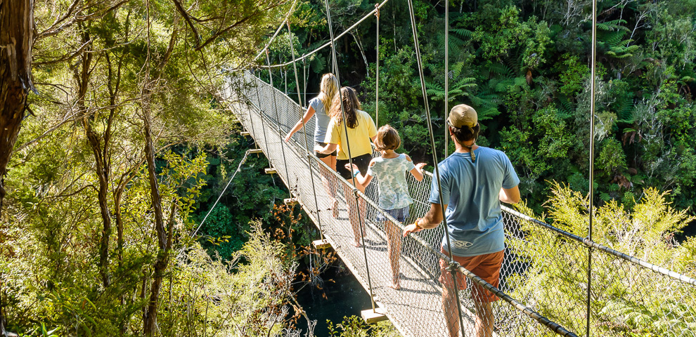 Abel Tasman Day trip - Kayak and Walk - Falls River Swing Bridge